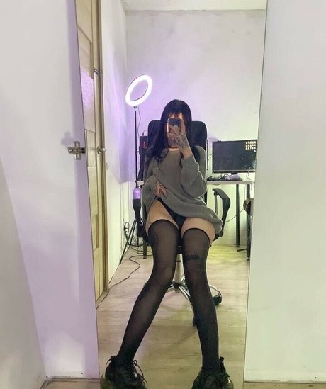 Shitsupact star du porno en haute qualité images