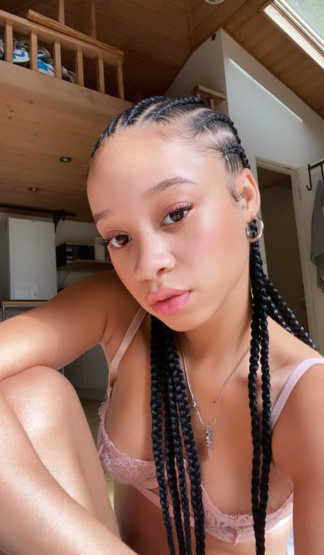 NawtyByNature star du porno chaud image