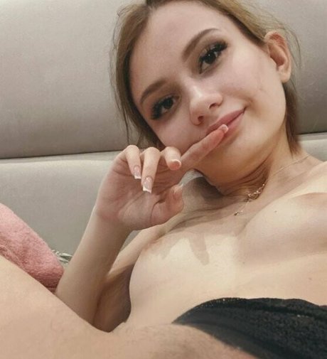 alina meaw mannequin galerie