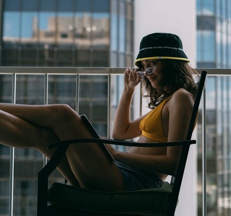 Dev Lemons mannequin des photos