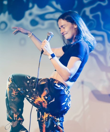 Dev Lemons modèle pornographique archive