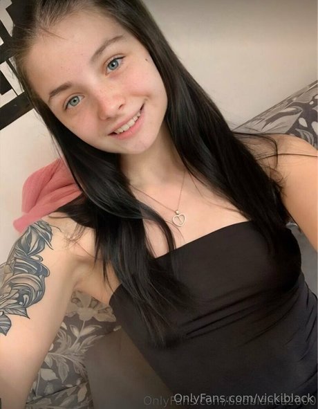 vickiblack star du sexe img