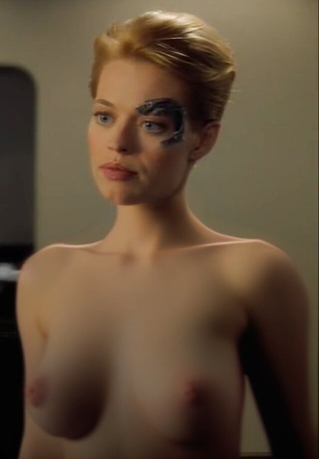 Jeri Ryan Fake belle star du porno images