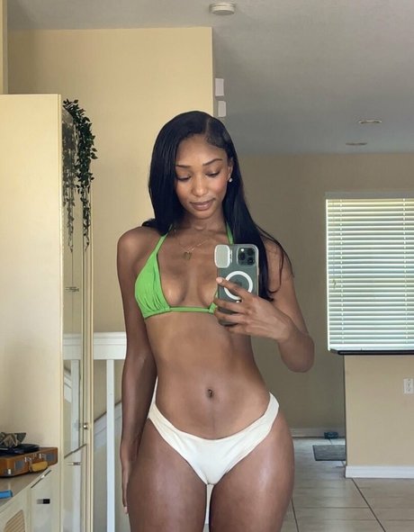 warriyah actrice xxx image