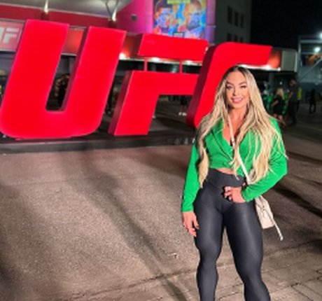 Tatiana Lob o actrice chaude img