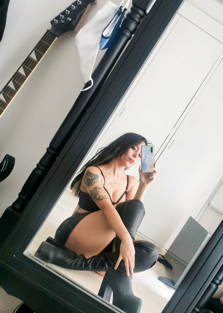 baal T étoile sexy img