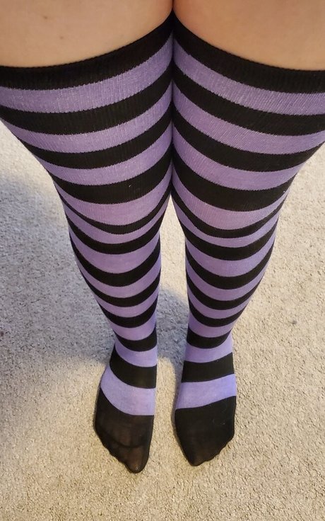 TomoeTheNeko étoile nue images