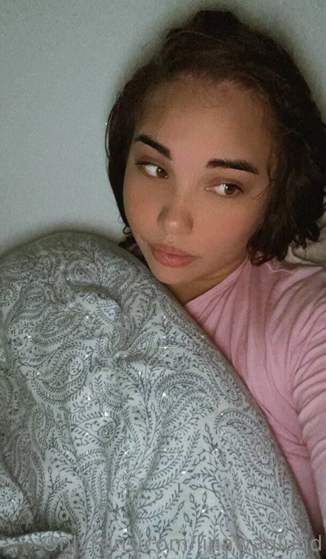 Lina W glund modèle de haute qualité images