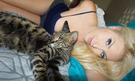 LasVegasBarbie belle star du porno img