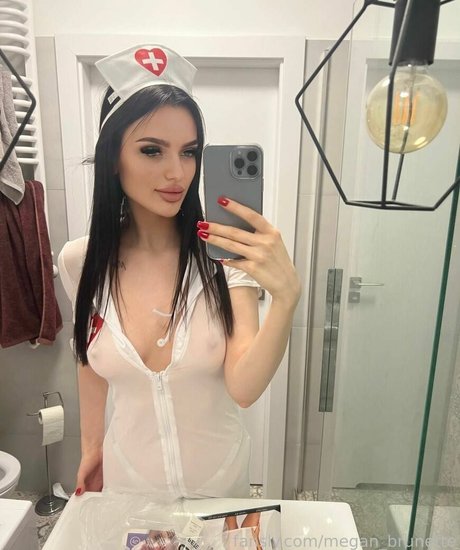 megan brunette meilleure star du porno img