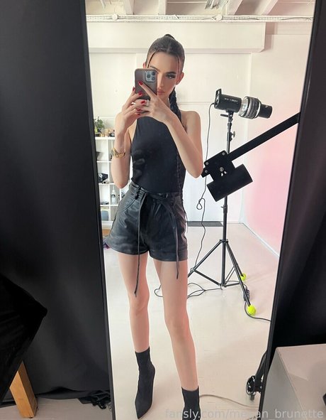 megan brunette sexe de star du porno img