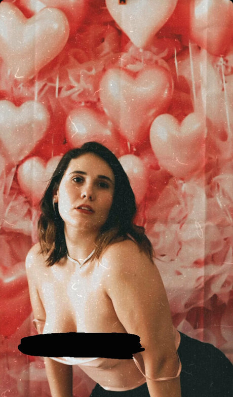 caro trueba28 modèle xxx des photos