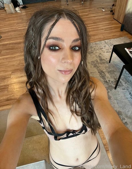 Mary Land modèles nus images