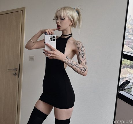 blonde en forme onlyfans érotique exclusif des photos