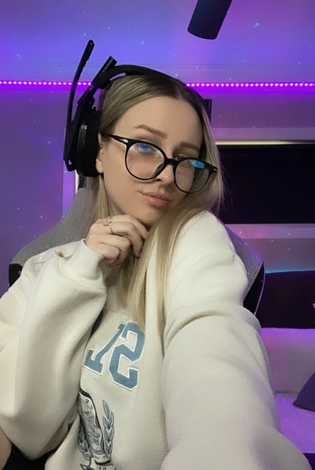 Cobyymj modèle sexy galerie