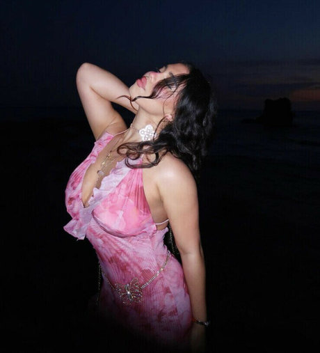 Asia Monet Ray meilleure étoile img