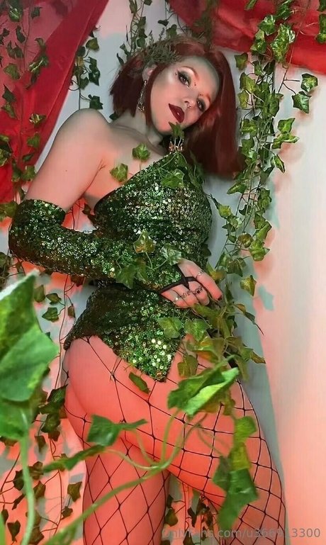 Frenchfriar actrice de nus photo