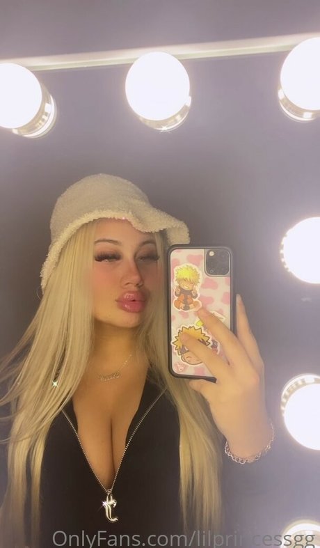 Gianna Malave haut modèle galeries