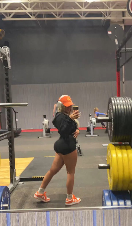 Gianna Malave beau modèle collection