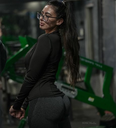 ébène sexy onlyfans belle chaude img