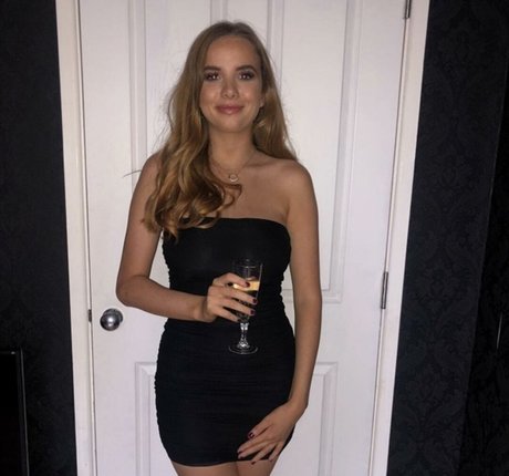 Alicia Ivatt étoile sympa images