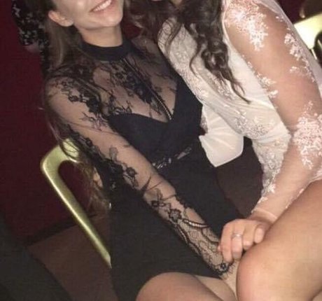 Alicia Ivatt star du porno chaude des photos