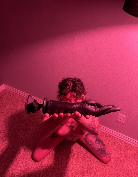 mydollystar star du porno nue photo