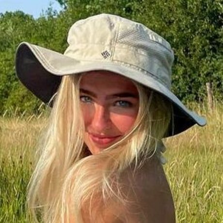 Danique Hosmar meilleure star du porno des photos