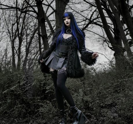 CreepyCassy star du porno sympa archive