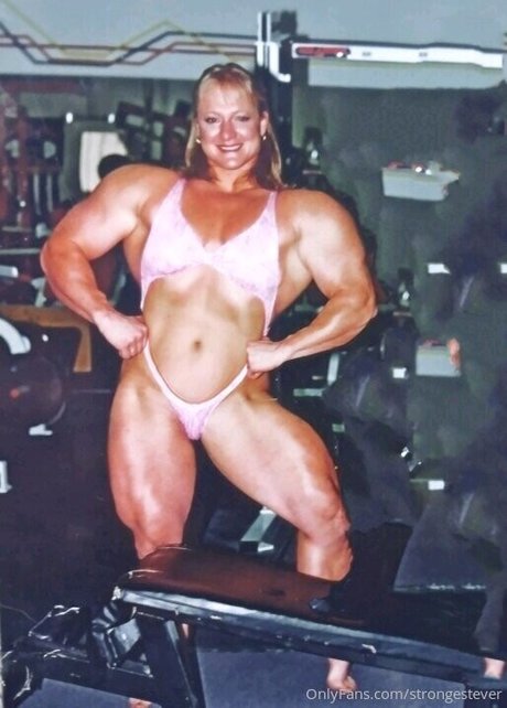 Becca Swanson modèle galeries