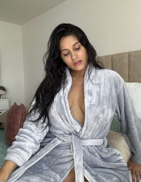 Andreaguti star du porno sympa des photos