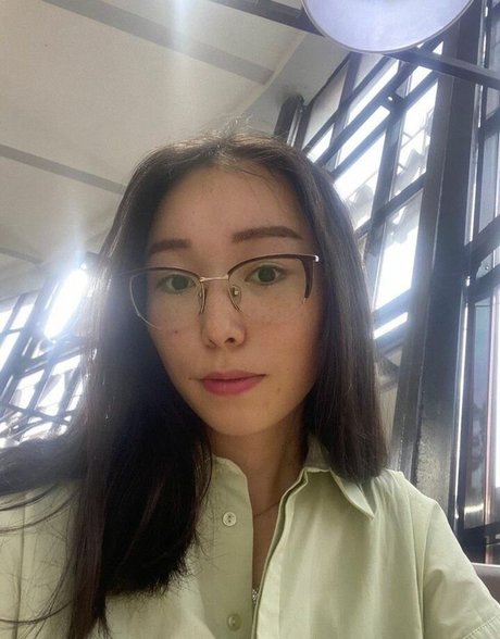 gros seins ébène onlyfans art sympa img