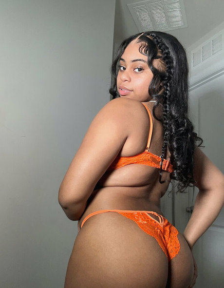 flowerbombbbb modèle sexy galerie