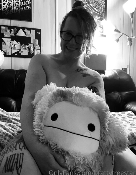 brattytreestar actrice nue img