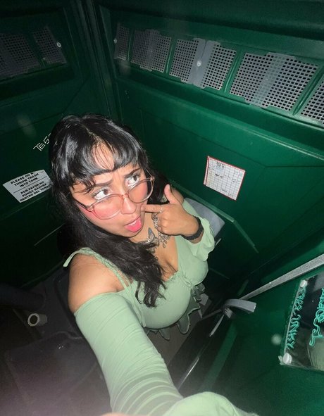 butterflybassbaby star du porno hd photo