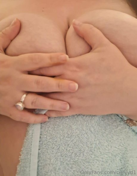 curvyd1 belle actrice galeries