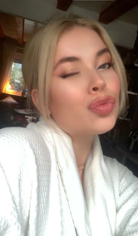 blonde mature uniquementfans porno des photos