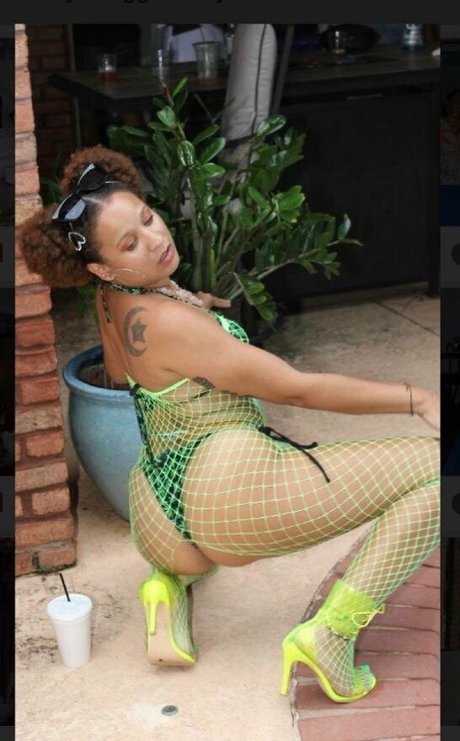 itsdatyaztho actrice parfaite archive