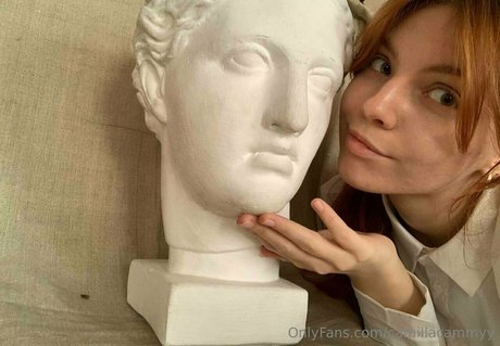 camillacammyy modèle sympa img