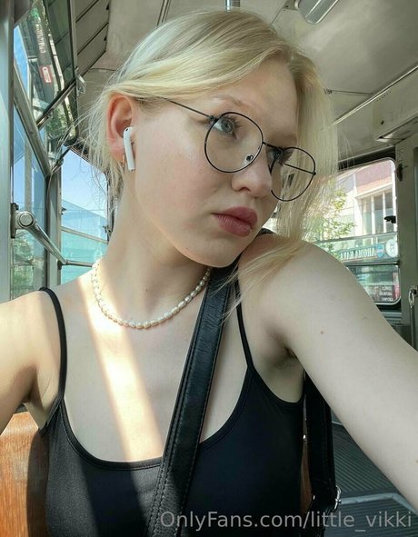 little vikki haut étoile photo