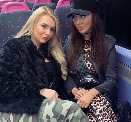 Bobbie Cook xxx star du porno photos