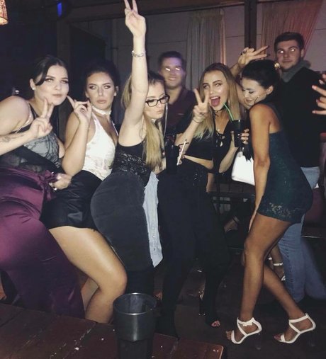 Bobbie Cook actrice chaude galerie