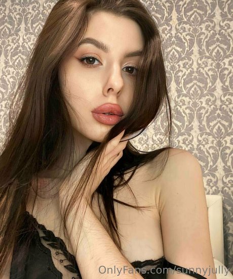 sunnyjully star du porno parfaite photos