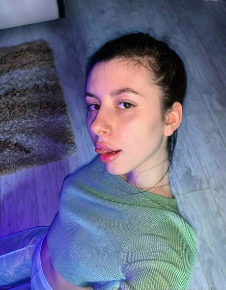 sunnyjully étoile sexy photo