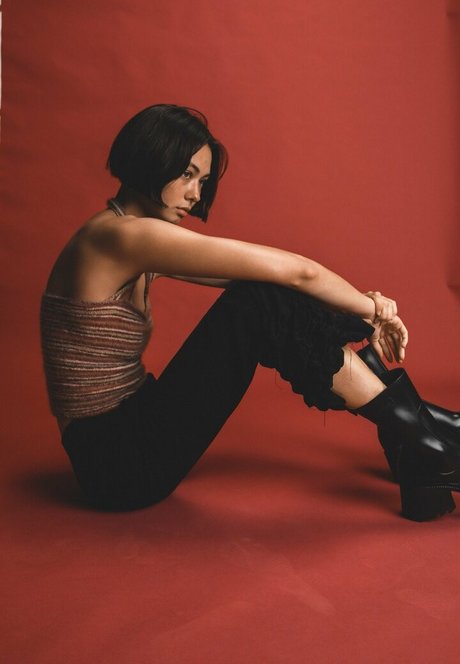 Bridget Gao Hollitt star du porno belle collection