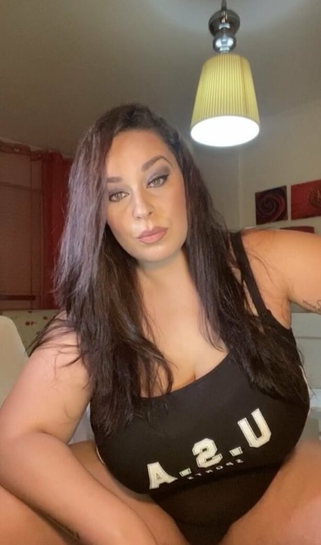 pom-pom girl asiatique onlyfans hd jolie des photos