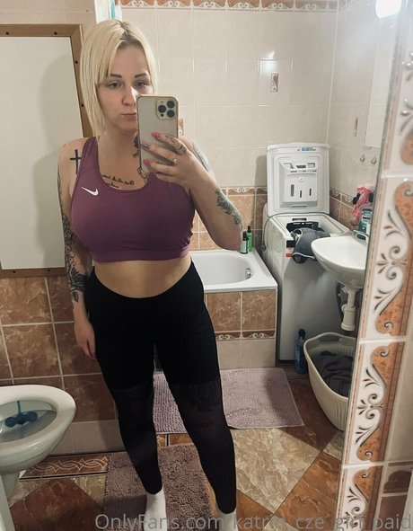 katrin cze girl paid top star image