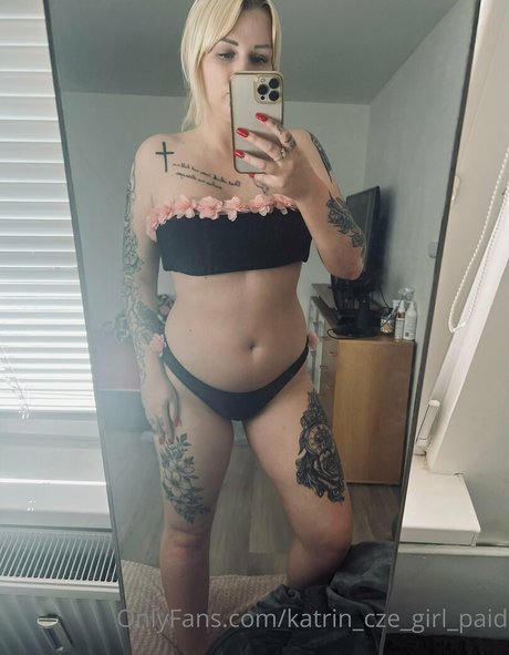 tatouages ​​blonds onlyfans exclusif gratuit galeries