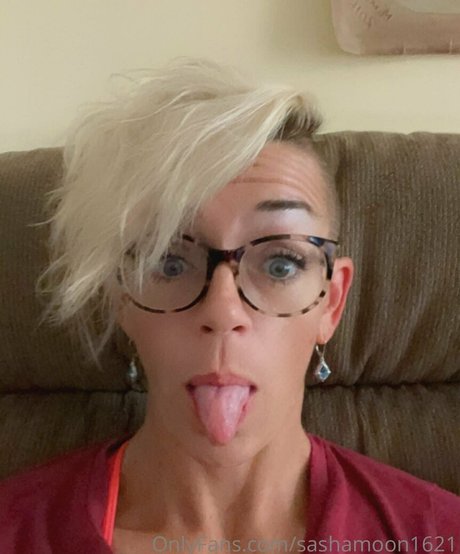 sashamoon1621 étoile hd archive