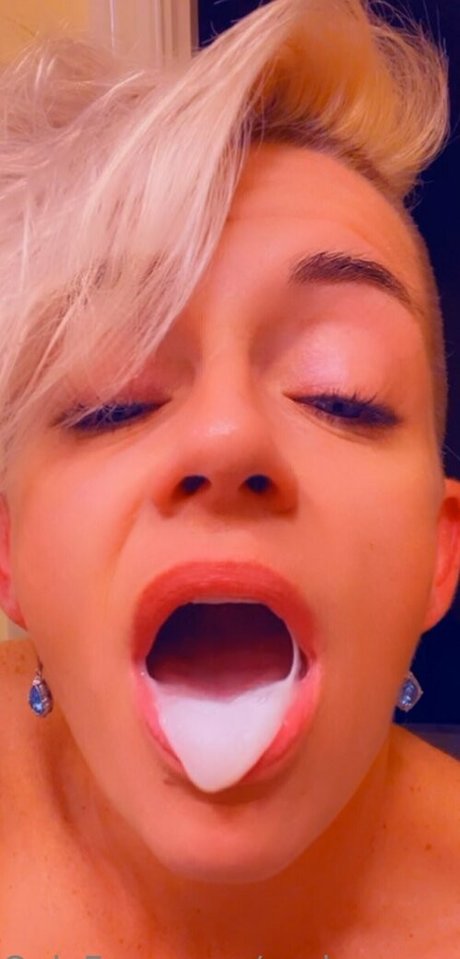 sashamoon1621 joli modèle img